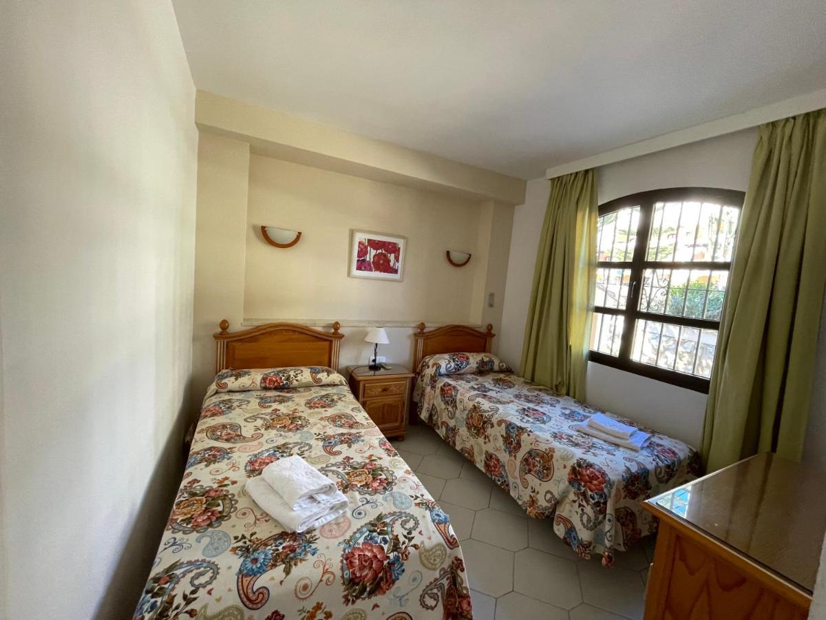 Apartamentos El Toro Marbella Buitenkant foto