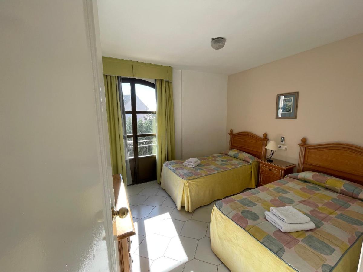 Apartamentos El Toro Marbella Buitenkant foto